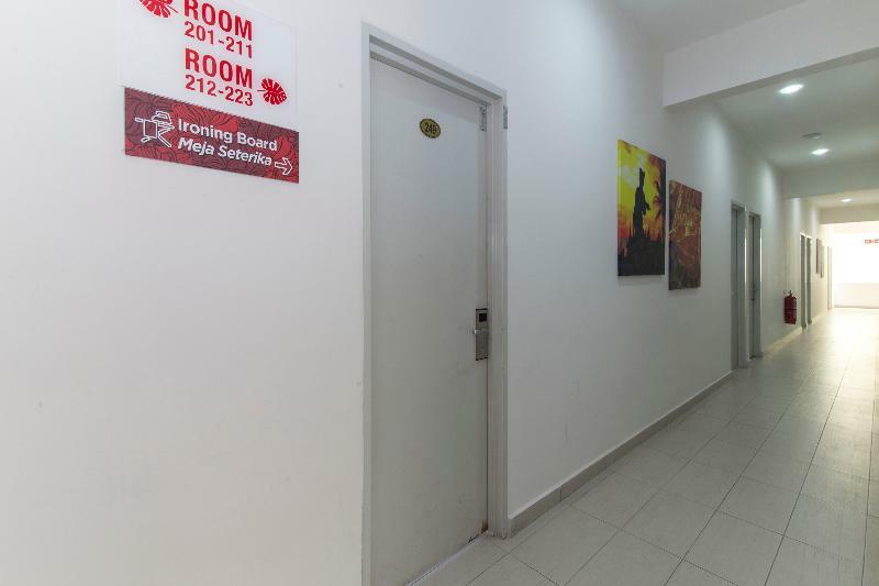 เซริ เรมเบา โฮเต็ล Hotel Rembau ภายนอก รูปภาพ