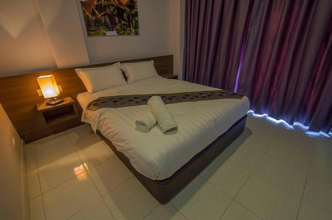 เซริ เรมเบา โฮเต็ล Hotel Rembau ภายนอก รูปภาพ
