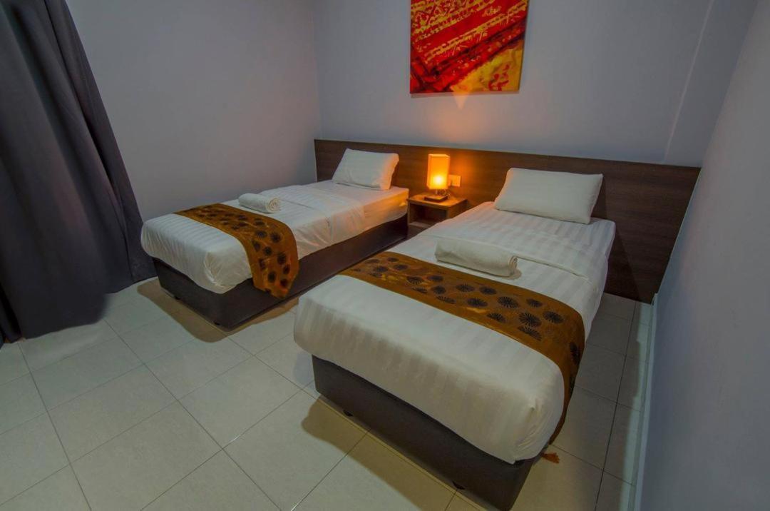 เซริ เรมเบา โฮเต็ล Hotel Rembau ภายนอก รูปภาพ
